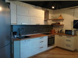 Стильный кухонный гарнитур в скандинавском стиле